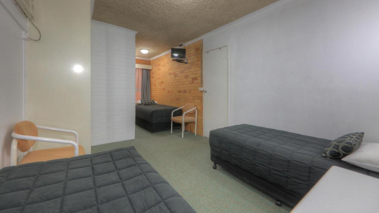 Cousins Motor Inn Inverell Bagian luar foto