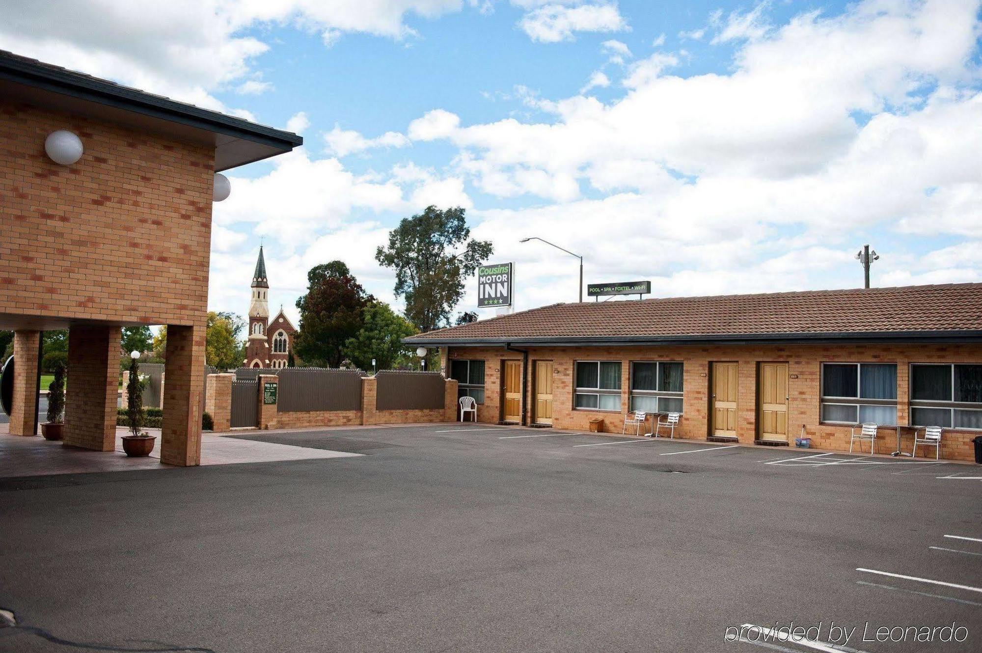 Cousins Motor Inn Inverell Bagian luar foto